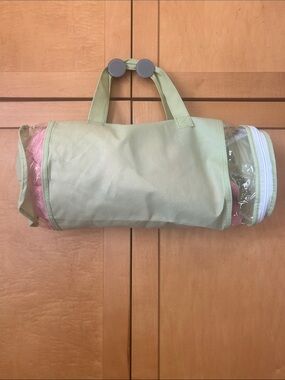 NWOT. Unusual BAG
